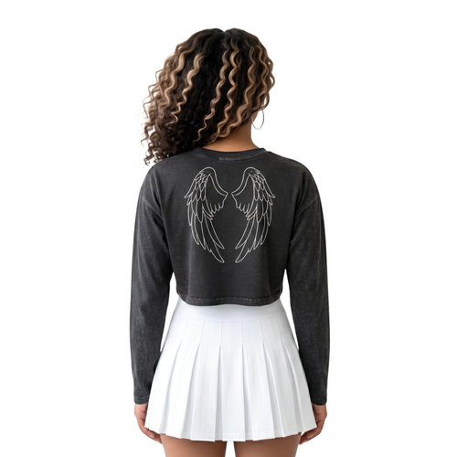 black tomahawk long crop tee